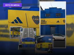 Azul y Oro: el muralismo publicitario se tiñe de los colores Xeneizes